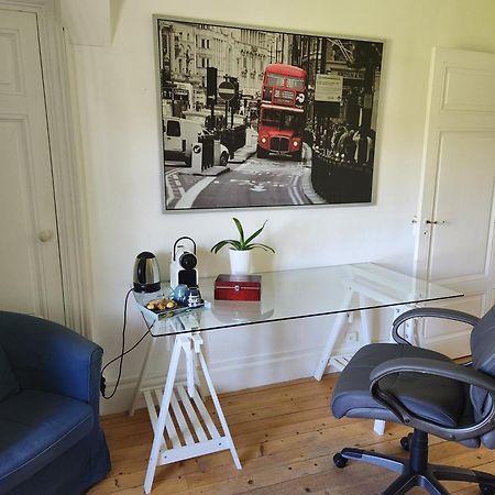 La Fee Des Eaux Bed & Breakfast Vernaison Bagian luar foto